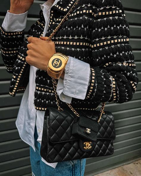 chanel vintage handbags paris|5 Reasons To Buy a Vintage Chanel Bag .